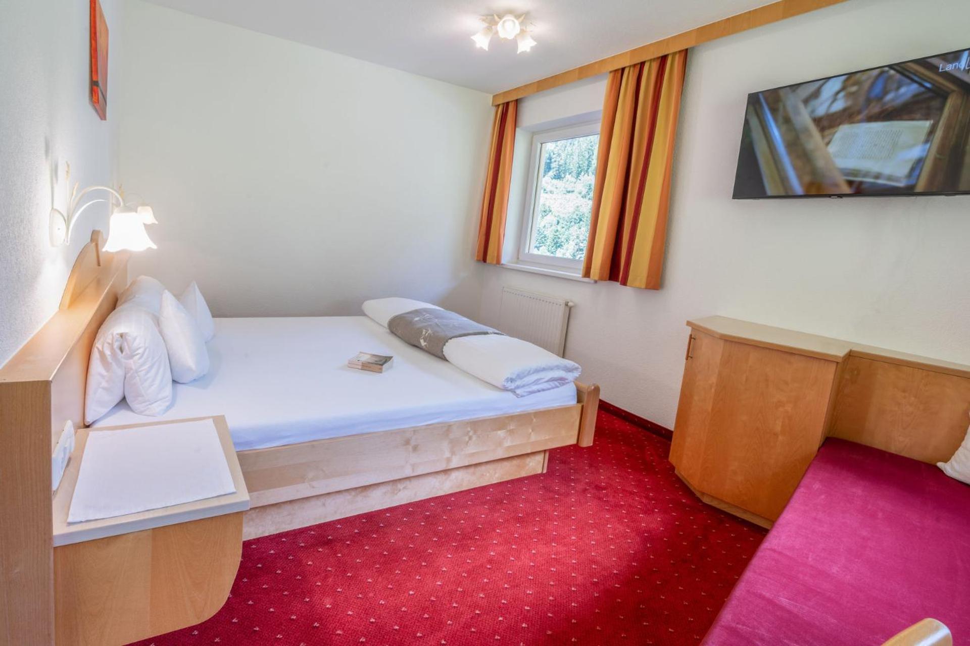 Haus Waldhof Otel Ischgl Dış mekan fotoğraf