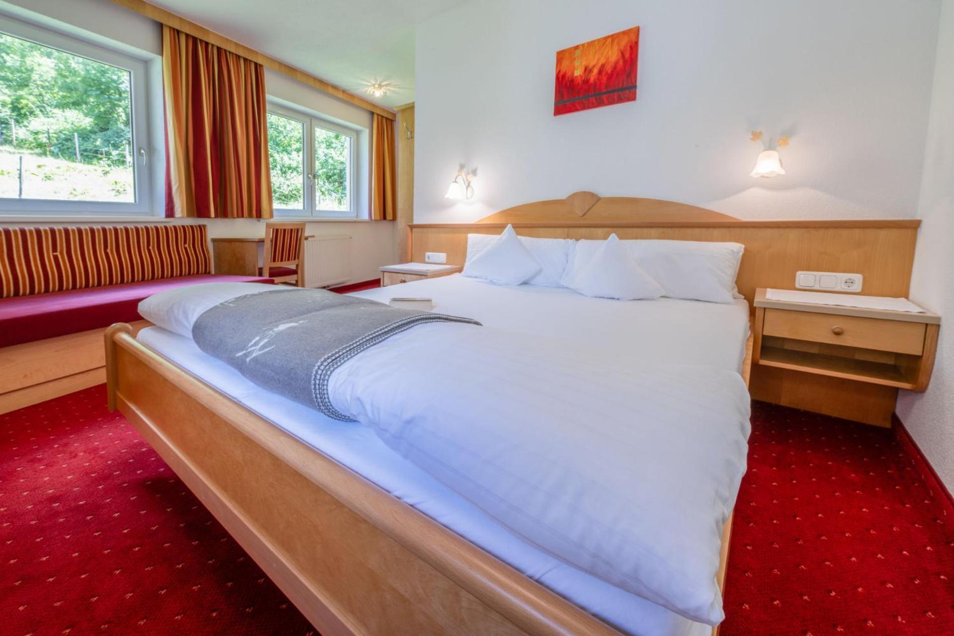 Haus Waldhof Otel Ischgl Dış mekan fotoğraf