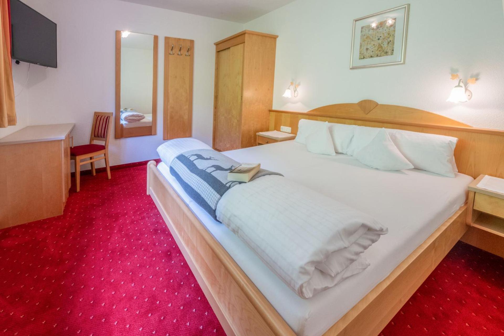 Haus Waldhof Otel Ischgl Dış mekan fotoğraf
