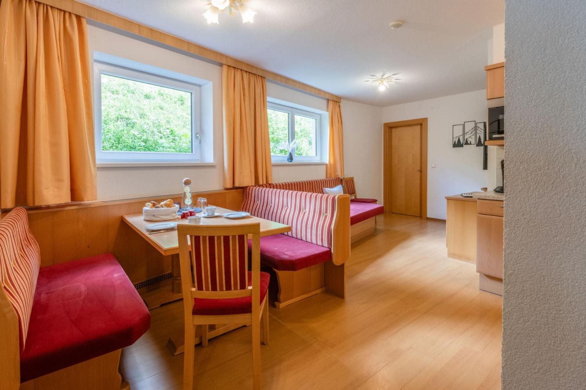 Haus Waldhof Otel Ischgl Dış mekan fotoğraf